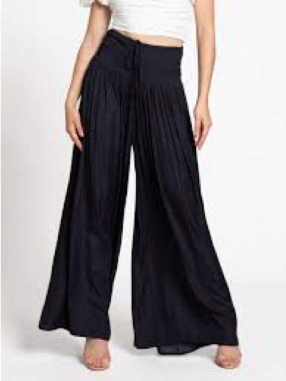 Mustard Seed Black Wide-Leg Pleated Palazzo Pants
